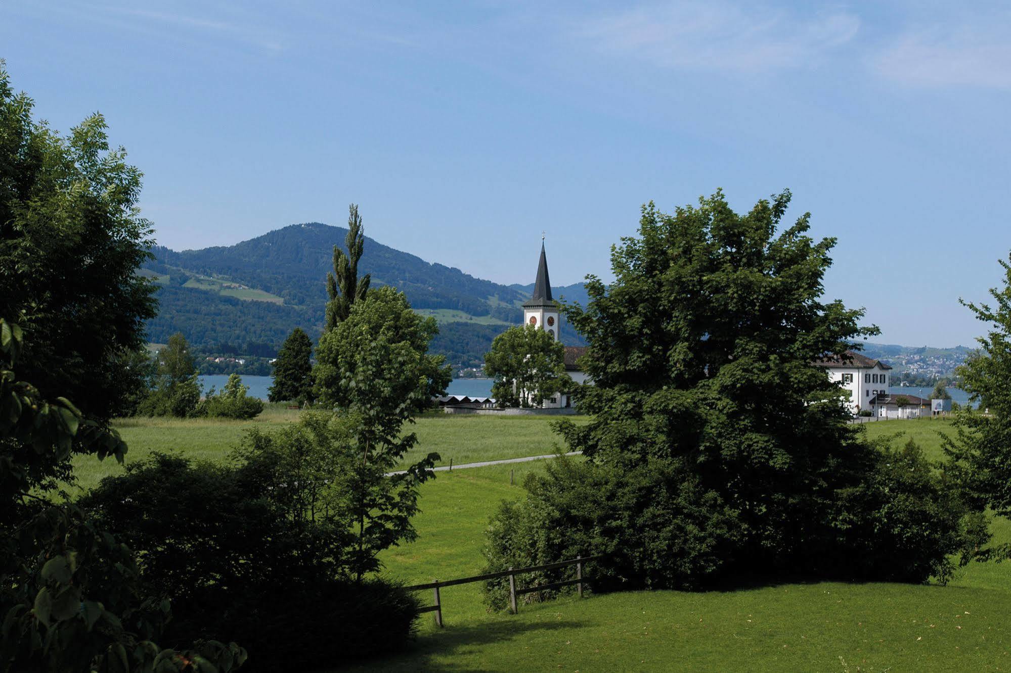 Rapperswil-Jona Youth Hostel Екстериор снимка